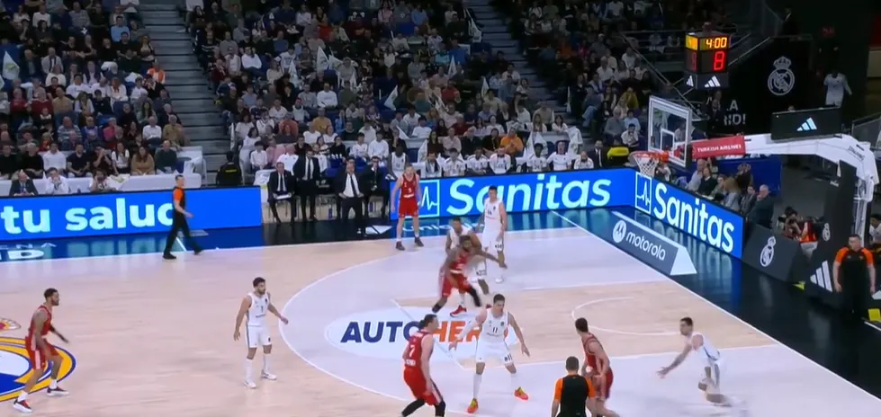 Anadolu Efes’ Big Move After Poirier Injury: Kai Jones Steps In