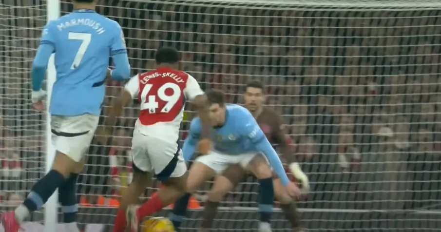 Arsenal vs Manchester City: A Premier League Clash with Title Implications